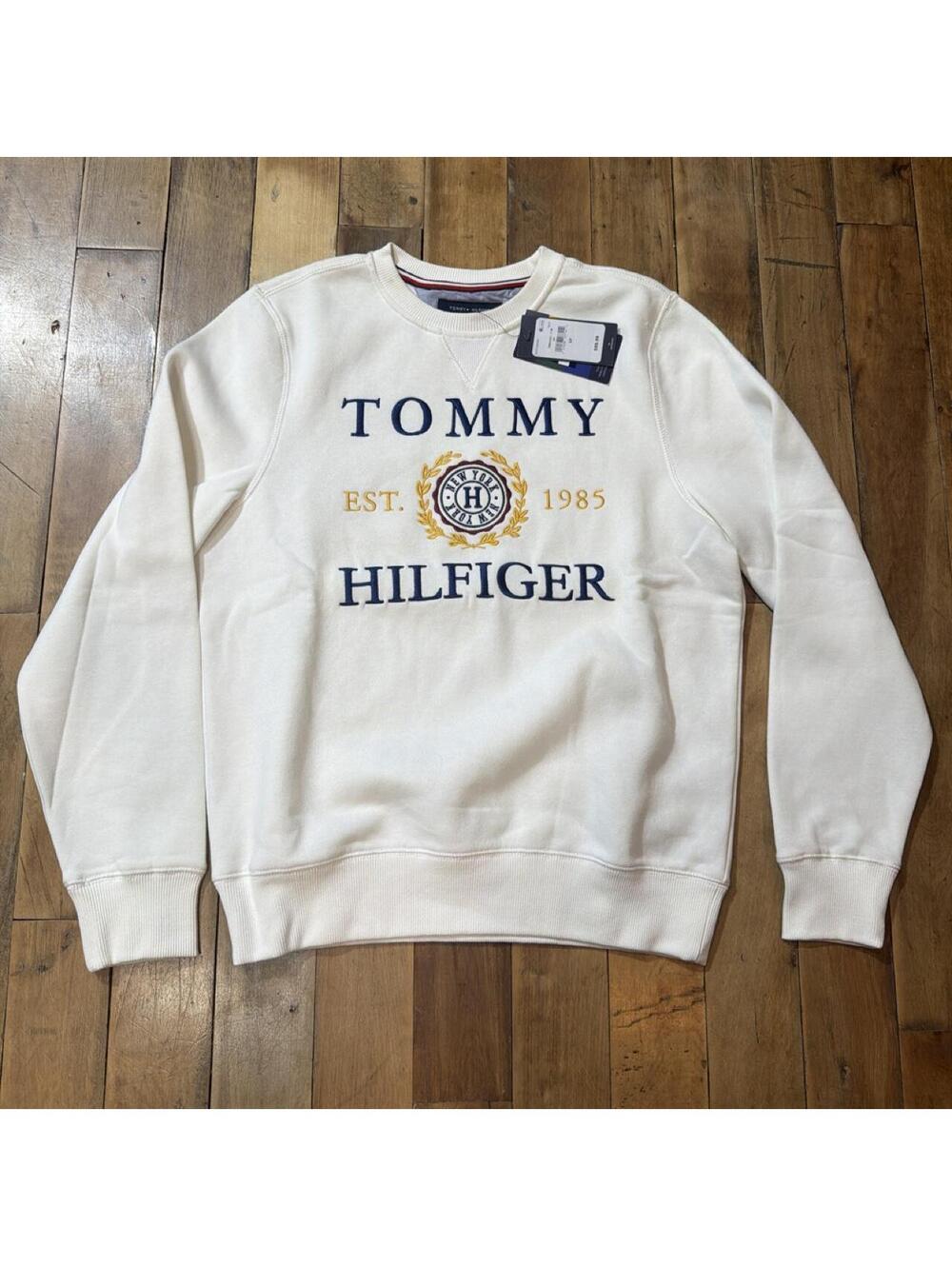 Tommy Hilfiger crest logo crewneck — cream, size S, NWT